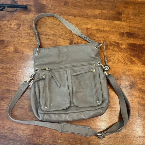 The Sak Pax Gray Leather 13 inch Purse Handbag Straps Zipper Hippie - Picture 1 of 16